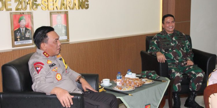 Jalin Sinergitas Keamanan dan Seriusi Pencegahan Covid-19, Kapolda Sulut Kunjungi Petinggi TNI Sulut