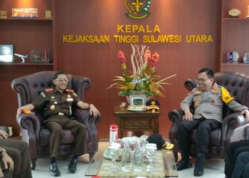 Perkokoh CJS, Kapolda Irjen Pol RZ Panca Putra Sambangi Kejati Sulut