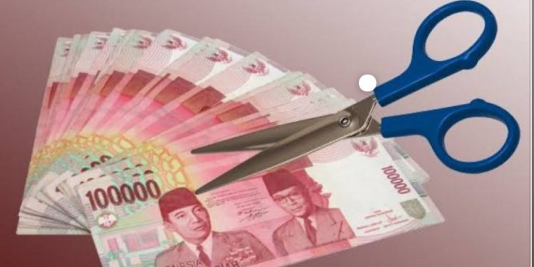 Tak hanya Gaji PNS, Gaji Pegawai Swasta Juga Dipotong Mulai Januari 2021! Ini Besarannya