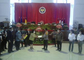 Kapolda Sulut Berikan Kuliah Umum di Unima Tondano, Ajak Mahasiswa Baru Jadi Agen Perubahan