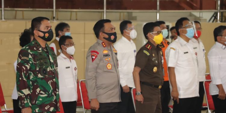 Kapolda Sulut Hadiri Rakor Penanganan Covid-19 di Manado, yang Dipimpin Ketua Satgas Nasional