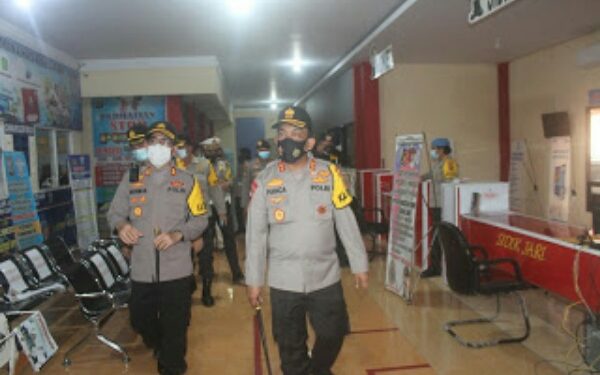 Lakukan Sidak di Polres Minsel, Kapolda Sulut Beri Semangat Personel