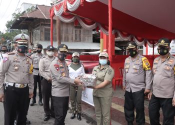 Kunjungi Mitra, Kapolda Sulut Cek Pos Pengamanan Terpadu Libur Panjang di Ratahan