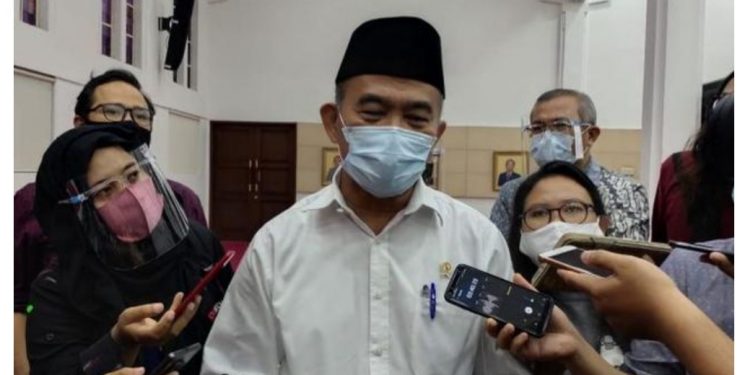 Gara-gara Korupsi Bansos C-19, Jokowi Tunjuk Efendi Gantikan Juliari