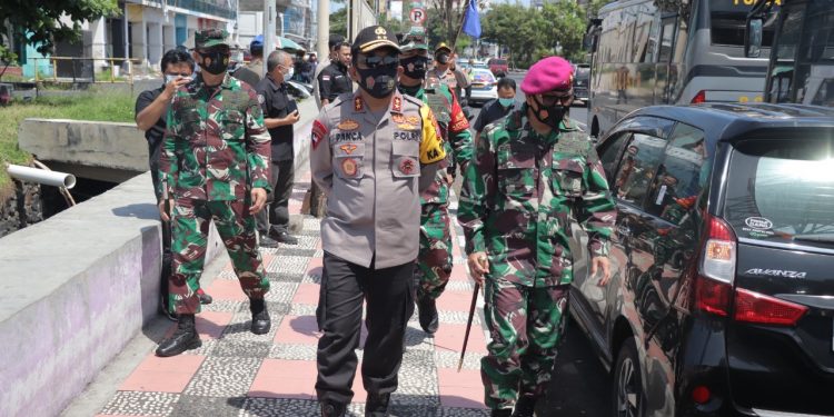 Forkopimda Sulut Bersama Bawaslu Pantau Penertiban APK di 3 Wilayah