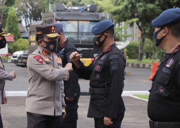 Kapolda Sulut Pimpin Apel Pemberangkatan 2 SSK Brimob BKO Polda Metro Jaya