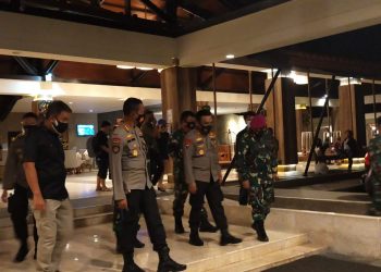 Kapolda Pantau Pengamanan Rekapitulasi Hasil Penghitungan Suara Tingkat Provinsi Pilgub Sulut