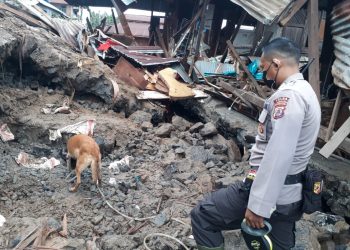 Dievakuasi di RS Bahayangkara Manado, Jenazah Korban Tanah Longsor di Malalayang Satu Barat Ditemukan