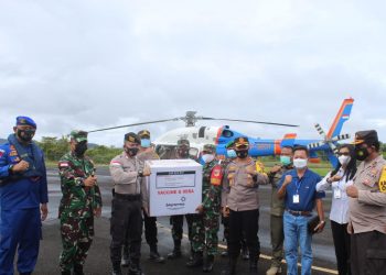 Diangkut Helikopter Polri, Vaksin Covid-19 Tiba di Talaud
