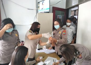 Personel Bid Propam Polda Sulut Jalani Tes Narkoba Secara Mendadak