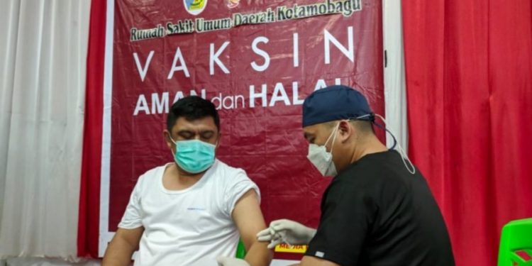 Giliran Ketua dan Aleg DPRD Kotamobagu Terima Vaksinasi, Ini Kata Mereka
