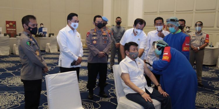 Polri Gelar Vaksinasi Covid-19 2.282 Untuk Purnawirawan Polri