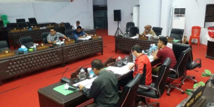 Bahas LKPJ Walikota Tahun 2020 Hingga Malam, Pansus Gilir 4 Kecamatan