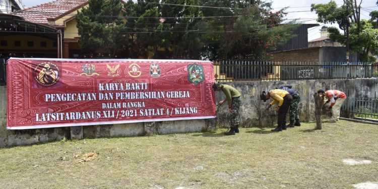 Mantapkan Sinergitas, Taruna Latsitardanus 41 dan Masyarakat Renovasi Gereja, Masjid dan Rumah