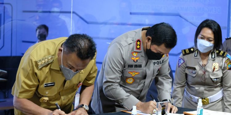 Polda Sulut Bersama Pemprov, Pemkot Manado dan Swasta Teken MoU Pengintegrasian CCTV
