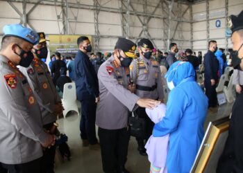 Kapolri Tawarkan Anak Prajurit Awak Nanggala 402 Jadi Polisi