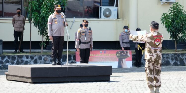 Perkuat Nasionalisme dan Semangat Kebhinnekaan, Kapolda Sulut Pimpin Apel Kebangsaan