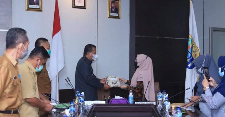 Wujudkan SDM Handal, Pemda Bolmut Lakukan MoU Dengan Universitas Bina Taruna Gorontalo