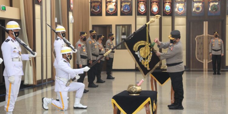 Jelang HUT Bhayangkara 1 Juli, Polri Gelar Upacara Pencucian Pataka