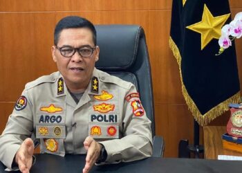 Berkas Lengkap, Polri Serahkan Bupati Nganjuk dan 6 TSK Lain ke Kejari Nganjuk