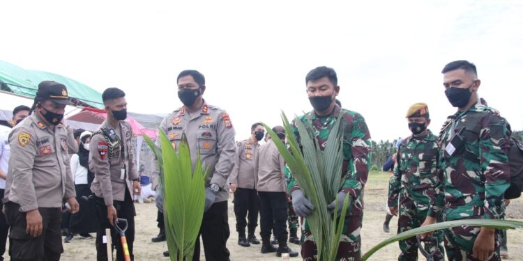 Kapolda Sulut Letakkan Batu Pertama Pembangunan Mako Polres Bolmong dan Bolmong Utara