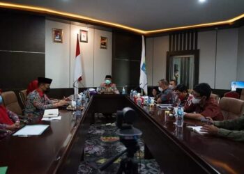 Sekda Bolmut Pimpin Rapat PTB Kawasan Hutan