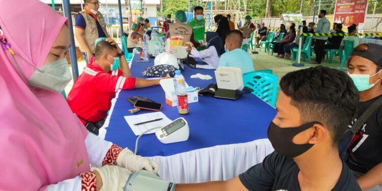 Dukung Program Pemerintah, Ratusan Karyawan dan Pekerja PT PP Ikuti Vaksinasi Dosis Ke-II