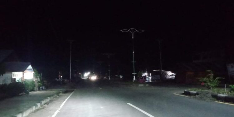 Warga Sayangkan Lampu Jalan Ibukota Bolmong Tak Maksimal