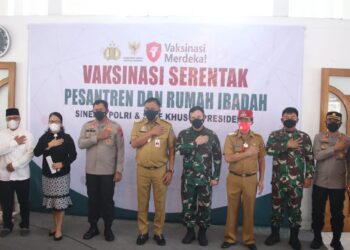 Forkopimda Sulut Tinjau Vaksinasi Serentak Pesantren dan Rumah Ibadah di Minahasa