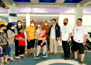 Dari Taiwan Ke Gorontalo, UPT BP2MI Manado berikan fasilitasi VVIP Pemulangan PMI sakit