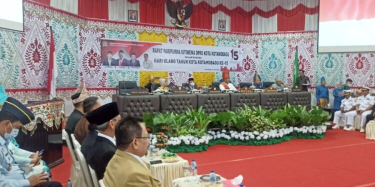 Di Paripurna Hut Ke-15 Kotamobagu, Meiddy Ingatkan Soal Peran Bersama