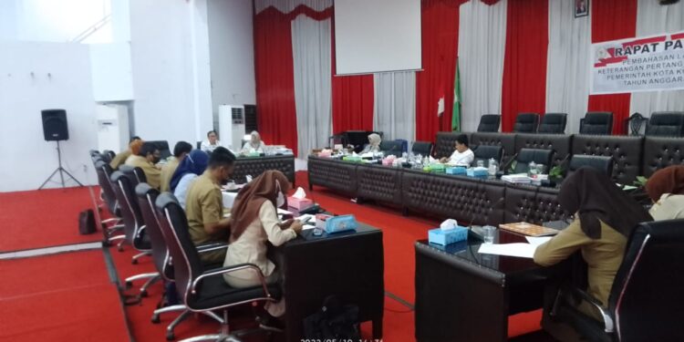 Pansus LKPJ Walikota 2021 Pertanyakan Anggaran Ratusan Juta Inspektorat Jadi Silva