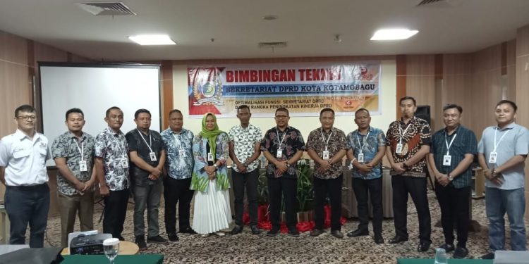 Tingkatkan Kinerja DPRD, Adati dan Belasan ASN Jadi Peserta Bimtek