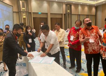 Ikuti Amanat UU 23 Tahun 2014, Ketua Meiddy Hadiri Forum Pimpinan DPRD