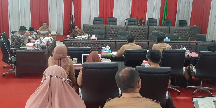 Segerakan Pertanggungjawaban Ranperda, Ketua Mekal Pimpin Rapat Pembahasan