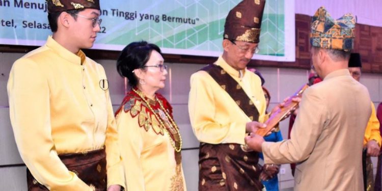 Pemberian Gelar Adat dari Amabom Ditolak LBI, Pemerhati Budaya : Jangan Cederai Adat dan Budaya Kita