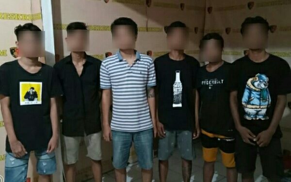 Polisi Amankan 6 Terduga Pelaku Penganiayaan di Kelurahan Sindulang