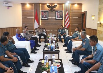 Jalin Silaturahmi dan Sinergitas, Kapolda Sulut Kunjungi Danlantamal VIII Manado