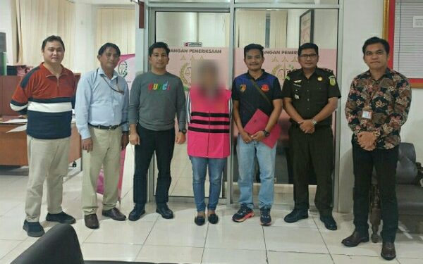 Polresta Manado Serahkan Tersangka dan Babuk Kasus Korupsi PT Pegadaian