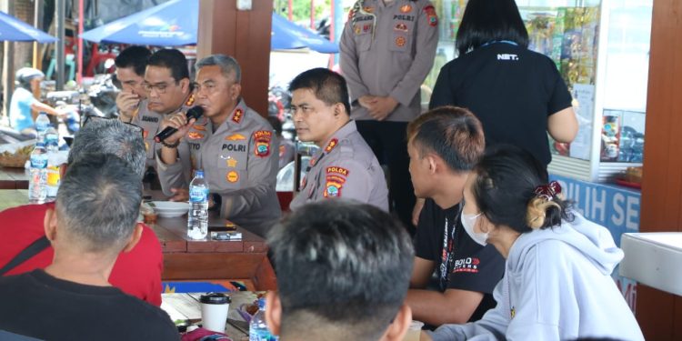 Di ‘Jumat Curhat’, Kapolda Sulut Dengar Langsung Info Warga