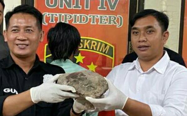 Terduga Pelaku Pembunuhan di Pasar Bersehati Manado Menyerahkan Diri ke Polisi