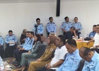 Bersama Kakanwil Kemenkumham Sulut, Ketua DPRD Kotamobagu Hadiri Rapat Timpora