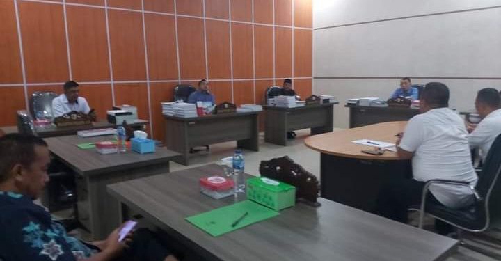 Ketua MeKal Dampingi Raker Komisi II DPRD Kotamobagu, Mokolanot : Soal Internal Komisi dan Tugas Wakil Rakyat