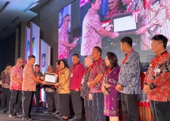 Terima Dua Penghargaan di Musrenbang Provinsi, Ini Yang Disampaikan Walikota Tatong Bara