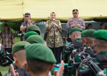 Lepas 92 Personel Kipan C Yonif 713/ST ke Kongo, Ini Kata Walikota Tatong Bara