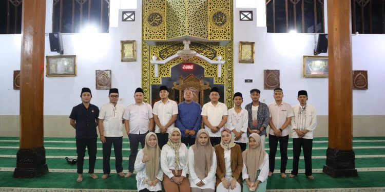 Sambut Bulan Muharram, PT EWF Gelar Ziarah ke Makam Pahlawan Nasional