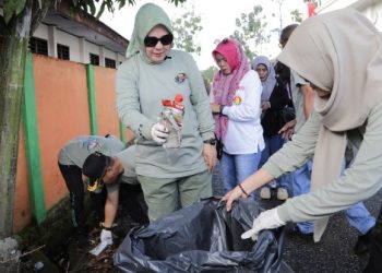 Angkut Sampah Di Acara WCD, Ini Komitmen Yang Disampaikan Walikota Tatong Bara