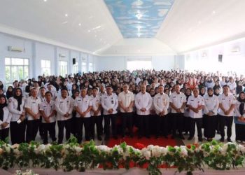 Pimpin Rapat Kerja Bersama Guru Se-Kotamobagu, Ini Pesan Asripan Nani