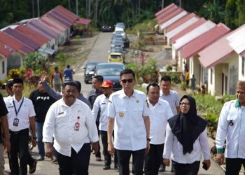 Lakukan Dua Agenda Sekaligus, Bupati Iskandar Kunker Di Kecamatan Tomini