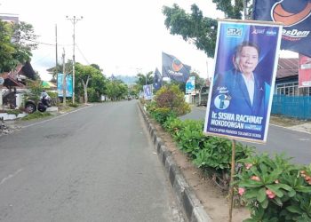 Warga Sorot Poster Caleg Incumbent dan Eks Pejabat, Bawaslu Kotamobagu Ditantang Ambil Langkah Tegas